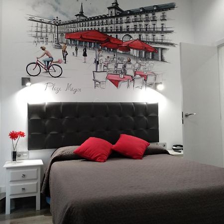 Hostal Lauria Мадрид Екстериор снимка